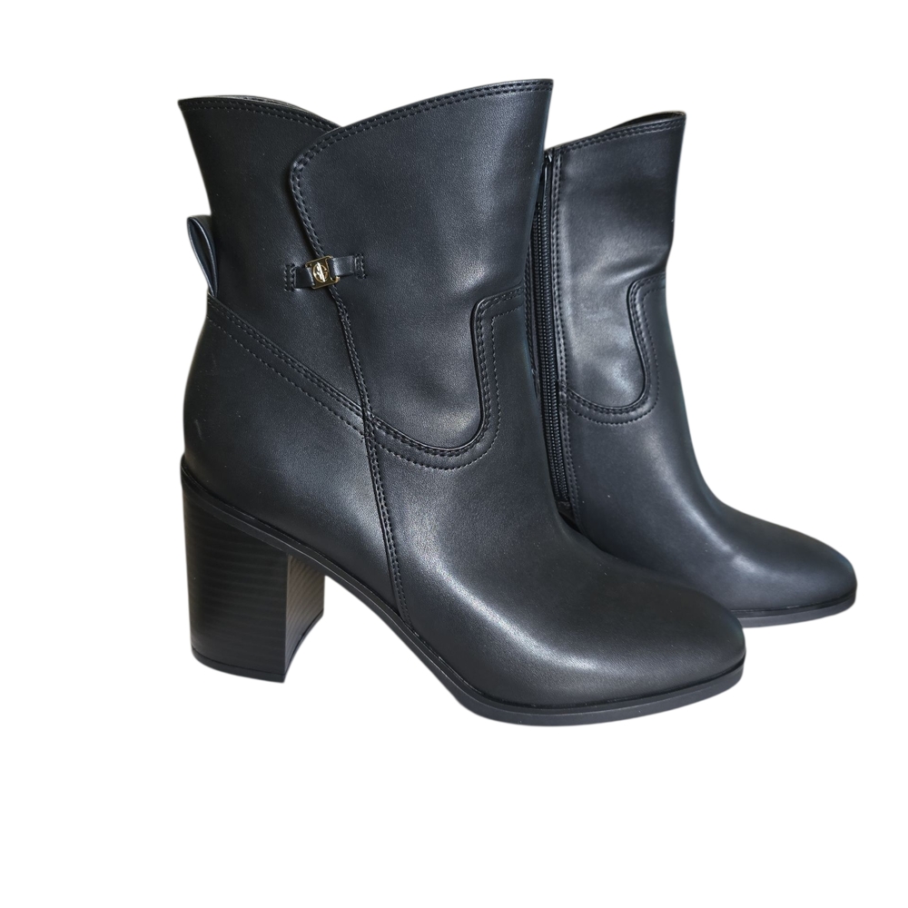 Giani Bernini Black Ankle Booties with Chunky Heels